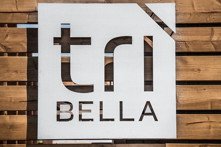 Your new home is in #SantaAna at #Tribella! Check out our new single-family homes and gated community: bit.ly/Tribella