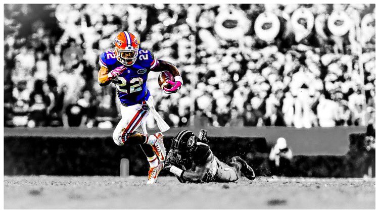 UFHighlights's tweet photo. True Freshman @Perine_era_26 really making an impact- nearly 400 yards and 2 TD's already #16ators ๐ https://t.co/VR3o8vOQeC