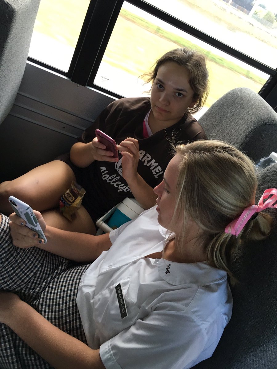volleycubs's tweet photo. And the volleycubs are on their way to Pope John Paul for their game at 5:30! #letsgocubs #studiouskitty https://t.co/C9dBYZyFqU