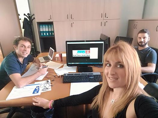 giorgiaciv's tweet photo. in @forza_italia a lavoroX #missioneitalia con i miei fratelli @IacoiGio e @massimorusso_es
Partite con noi? #iovotoNO eventi@forzaitalia.it https://t.co/ujEjUaTwIC