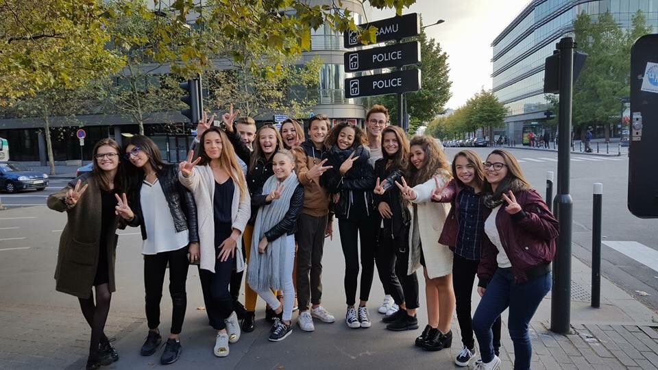 marinemaidaa's tweet photo. ma petite famille💛 https://t.co/ABZIUhbHWW