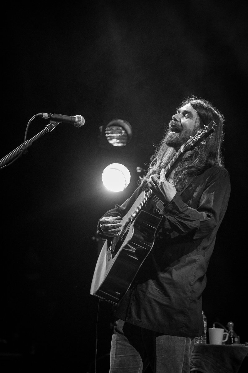 JSaunders_Photo's tweet image. @BiffyClyro @Rosetheatre @banquetrecords Pt.2