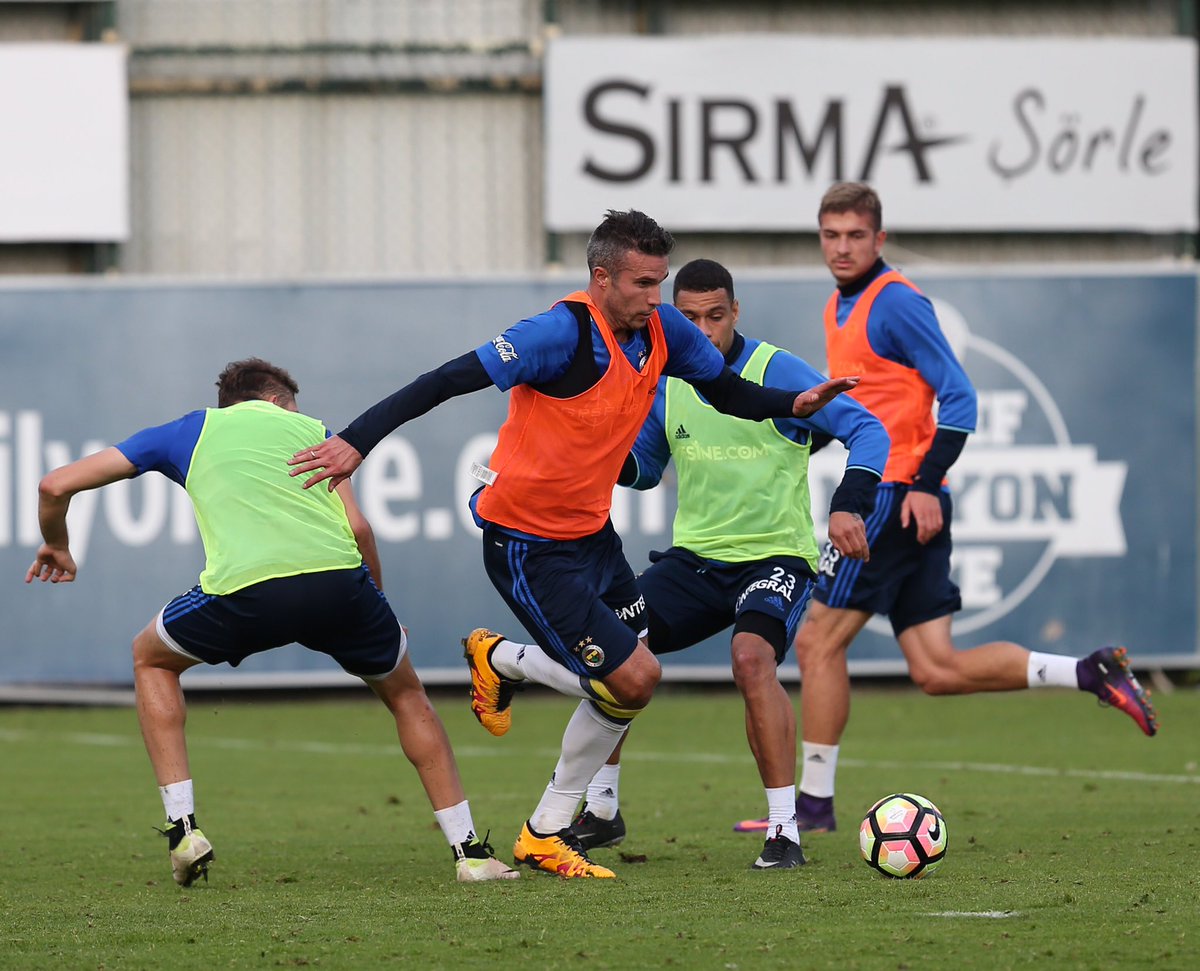 Fenerbahce's tweet photo. Alanyaspor Maçının Hazırlıkları Sürüyor | https://t.co/7zmQn2vh7y https://t.co/tAsSfpn8gf