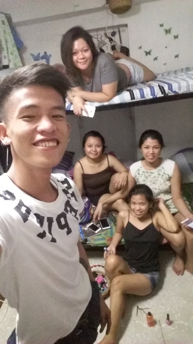 fe_beautiful22's tweet photo. Selfie time... Gud evening https://t.co/6pNaPbaKm9