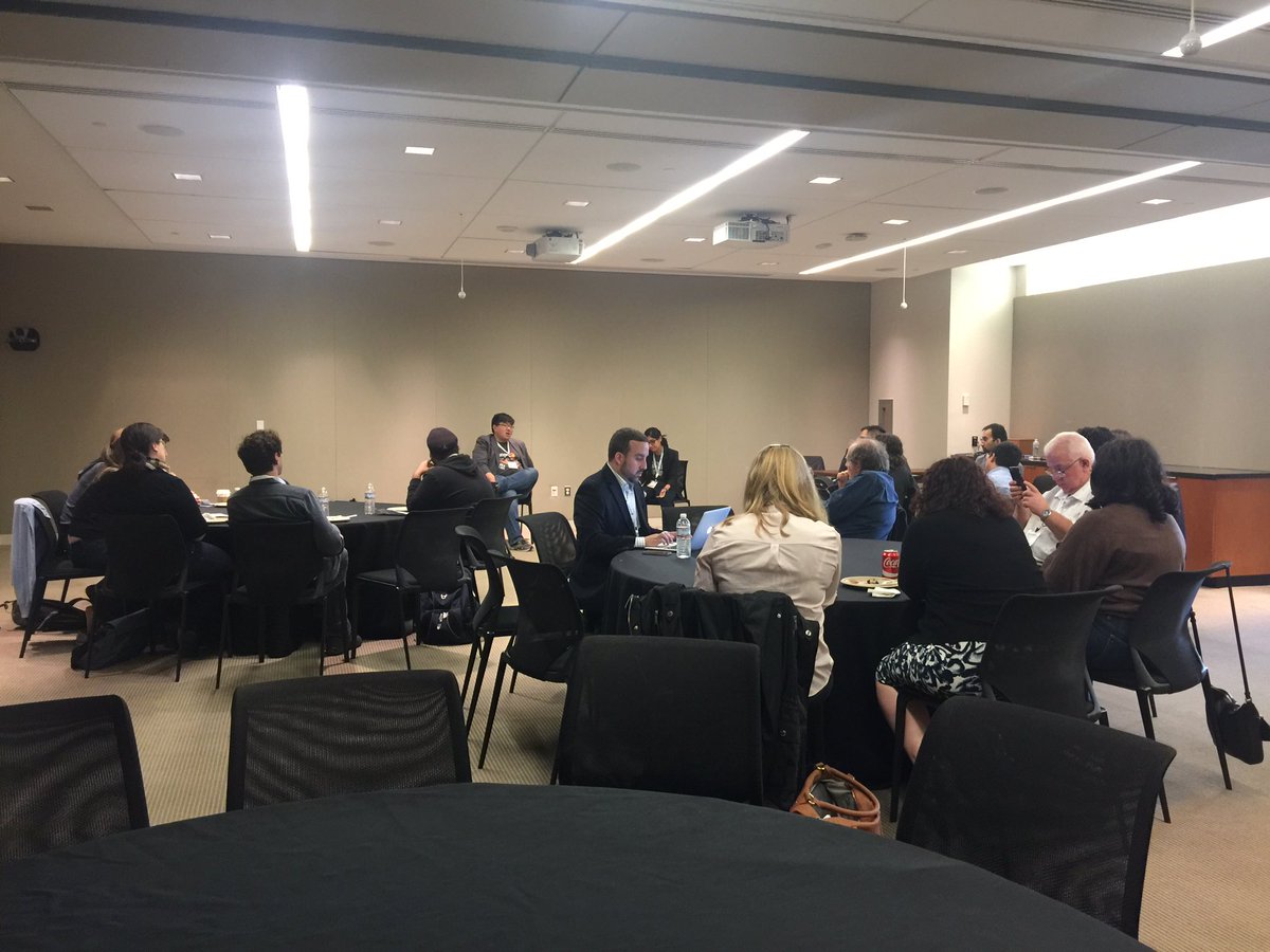 SorishaPragyan's tweet image. Fire-side chat on Sunday with Dept of Commerce @star_is_here and Pri Oberoi #pydatadc2016