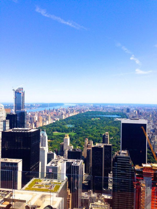 ButDansLaVie's tweet photo. Je veux visiter New York au moins une fois dans ma vie🗽🌃 https://t.co/XlooEasZ25