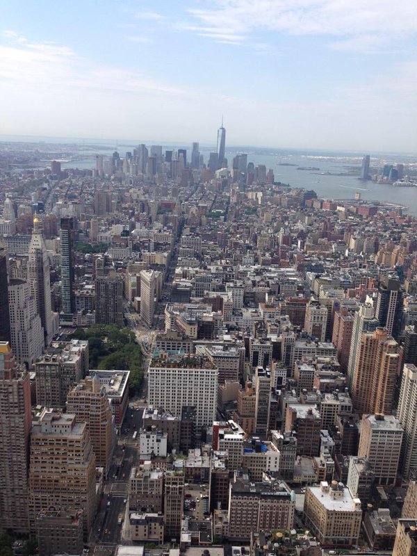 ButDansLaVie's tweet photo. Je veux visiter New York au moins une fois dans ma vie🗽🌃 https://t.co/XlooEasZ25
