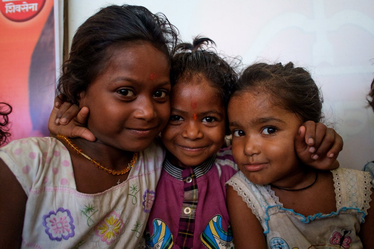AasraaTrust's tweet photo. Vulnerable to the worst, the girls now regular #StreetSmart #MobileLearningCenter will be #mainstreamed!#nounreachableorunteachablechild https://t.co/P14iTCqUAH