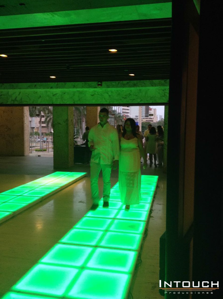 Intouchpro's tweet image. #IntouchPro #PistasLED #Eventos #CaliCo 
Realizamos la instalación de Pistas LED para eventos de todo tipo.
intouchproducciones.com