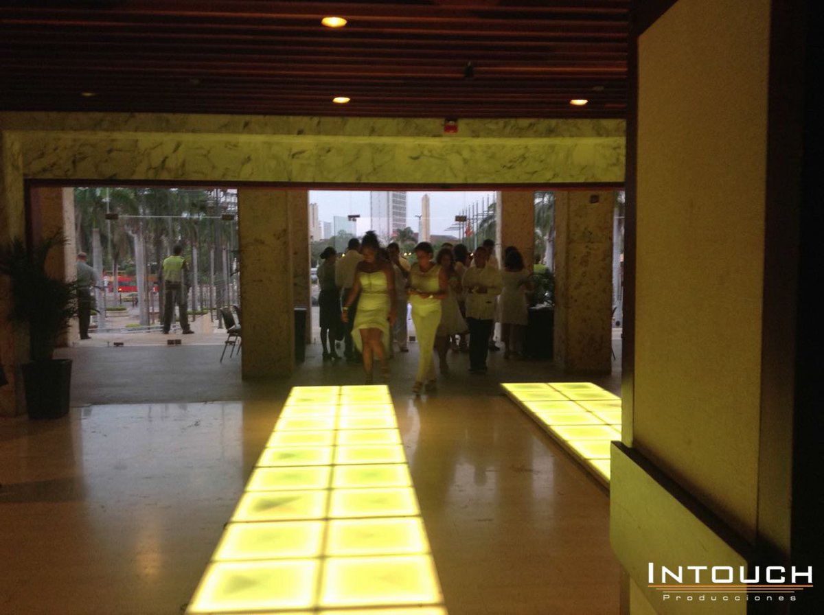 Intouchpro's tweet image. #IntouchPro #PistasLED #Eventos #CaliCo 
Realizamos la instalación de Pistas LED para eventos de todo tipo.
intouchproducciones.com
