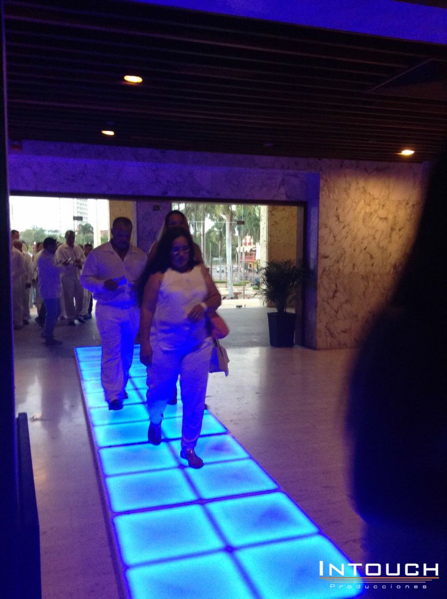 Intouchpro's tweet image. #IntouchPro #PistasLED #Eventos #CaliCo 
Realizamos la instalación de Pistas LED para eventos de todo tipo.
intouchproducciones.com