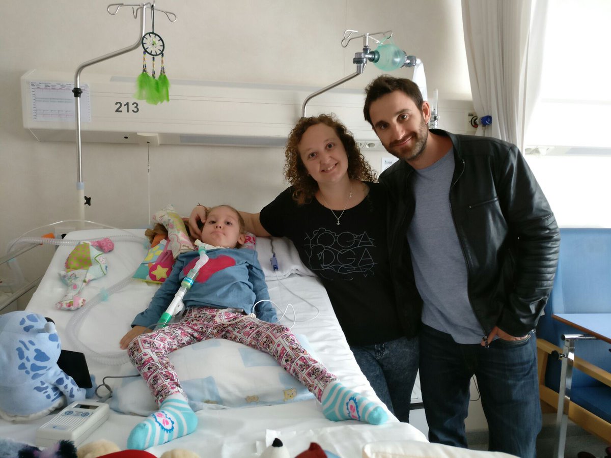 helpxenia's tweet image. Hoy nos ha venido a visitar en @IGuttmann un gran artista y mejor persona. @DANIROVIRA 

Muchísimas gracias por tu tiempo !!!!