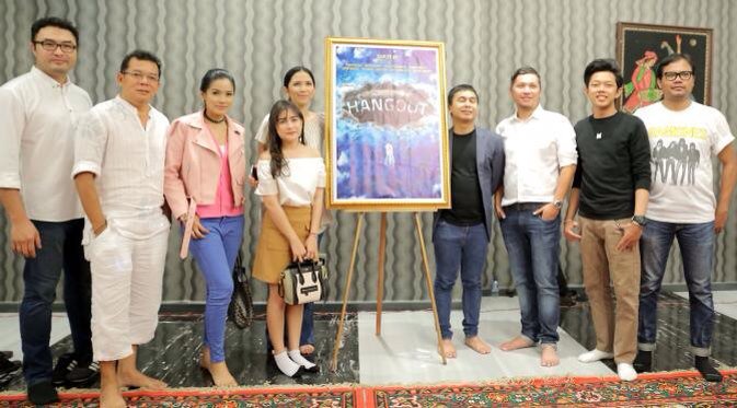 Lewat Film Hangout, <a href="/radityadika/">raditya dika</a> Hadirkan Teka Teki di Meja Makan muterfilm.id/lewat-film-han…