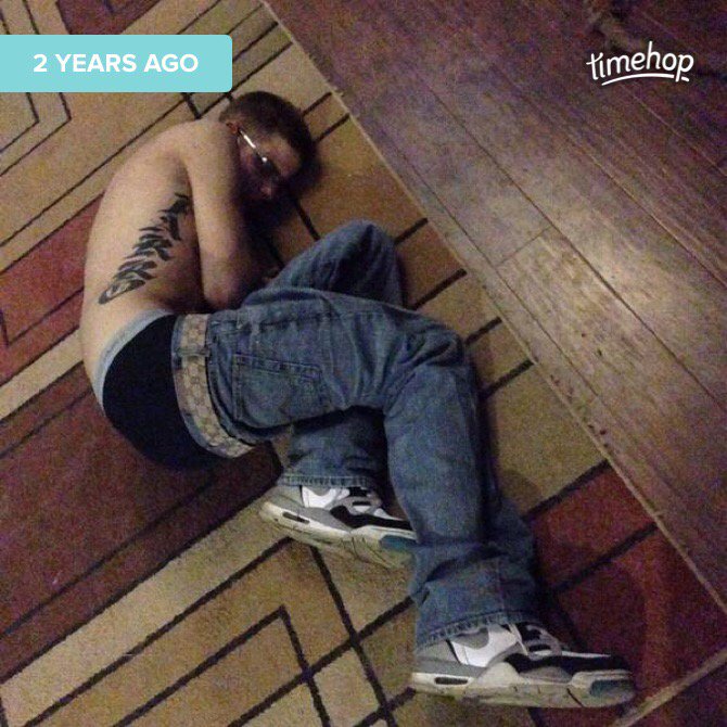 a_jaayyy's tweet photo. @nickystiix 😂😂😂😂 omg remember https://t.co/N7qpPDs5AY
