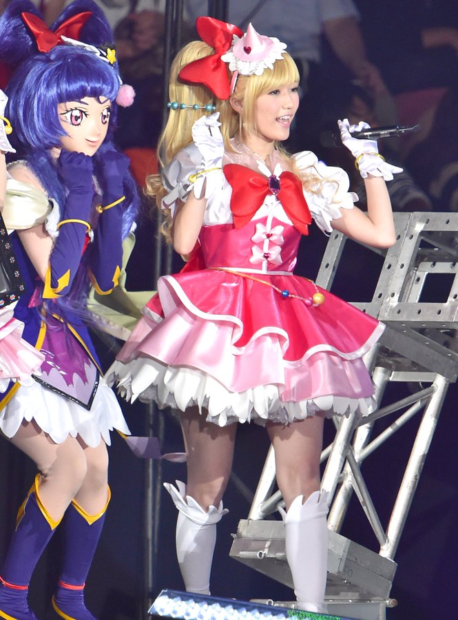魔法使いプリキュア キュートなコスプレイヤーに見る 魅力と世界観 シュウシュウ