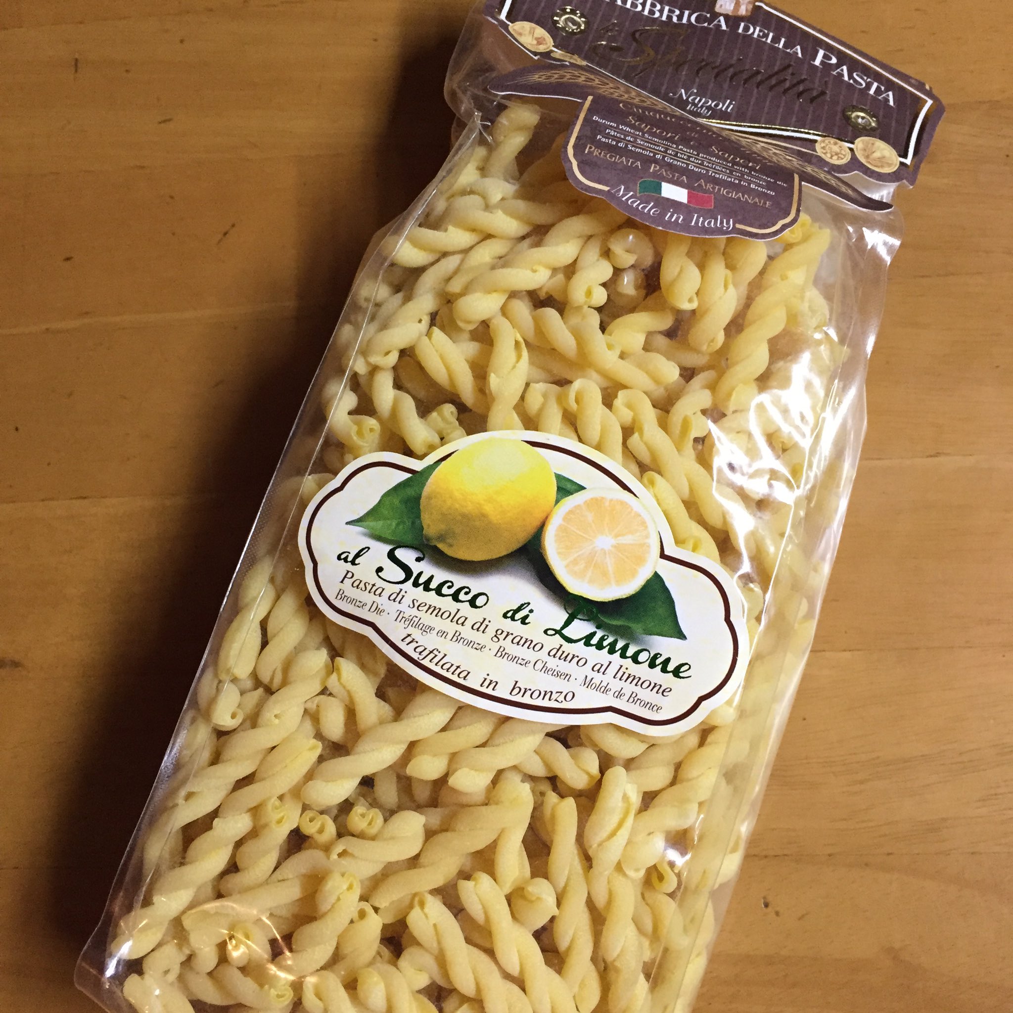 寺嶋由芙 恋の後味 Japanぐるーヴ のスタッフさんにいただいたイタリアのお土産 レモンの香りのパスタヾ ﾟwﾟ ﾉ すごーくおいしくいただきました しあわせ ありがとうございます ぼーのぼーのヾ ﾟwﾟ ﾉ T Co Itrt6ngqel Twitter