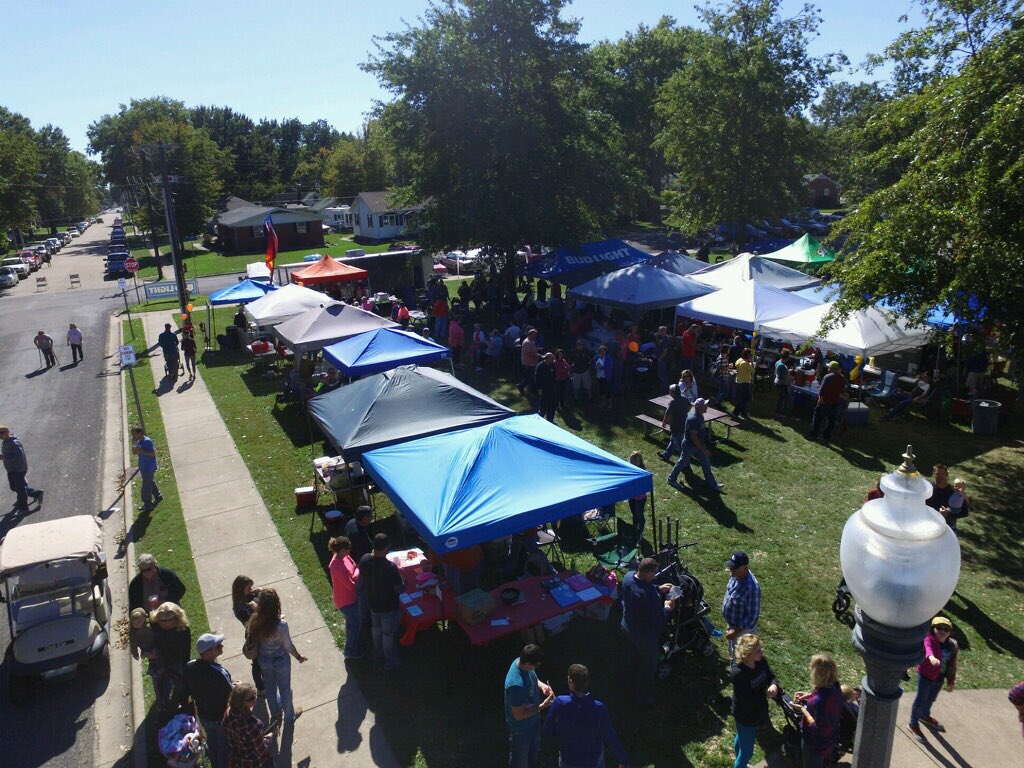 BreeseFallFest's tweet photo. #BreeseFallFest https://t.co/Lgy1hjoDnw