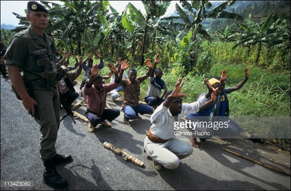 aasiimwe's tweet photo. Last but not least----French soldiers supervising the training of a group of militia men that went on carry out the Genocide. https://t.co/4iC0eiqkv6