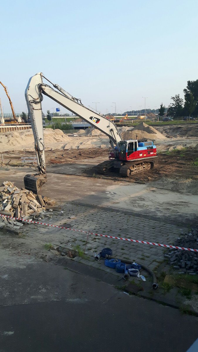 Markus werkt aan het terrein van de toekomstige bioscoop in Amsterdam-Noord, zie amsterdam.nl/projecten/cent…