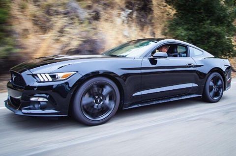 AtchleyFordNE's tweet photo. Add a little horsepower to your commute! #MustangMonday  https://t.co/pNJRgQgPUQ https://t.co/0xbsJjMPSQ