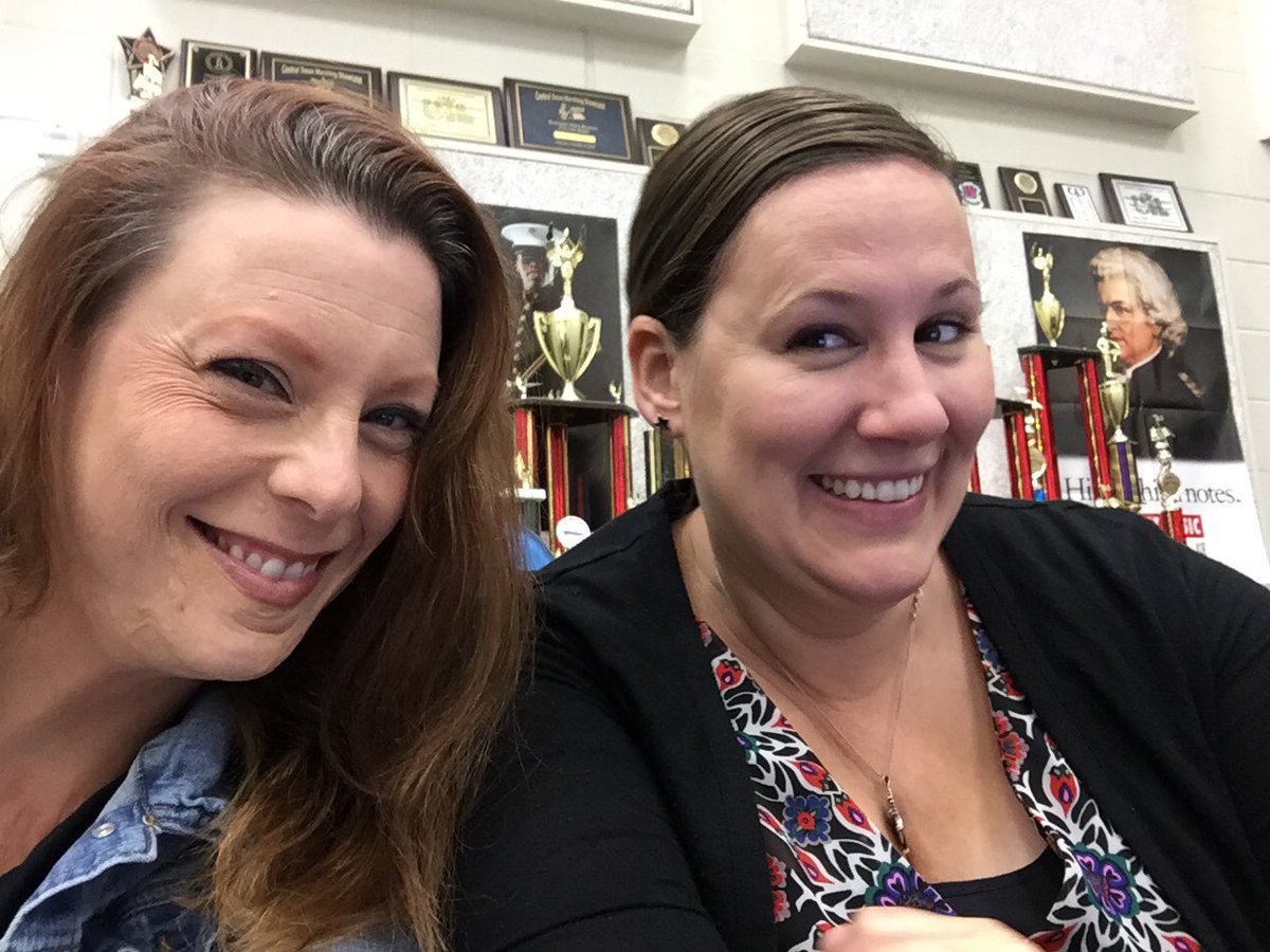 Thea And Jeanie tweet media