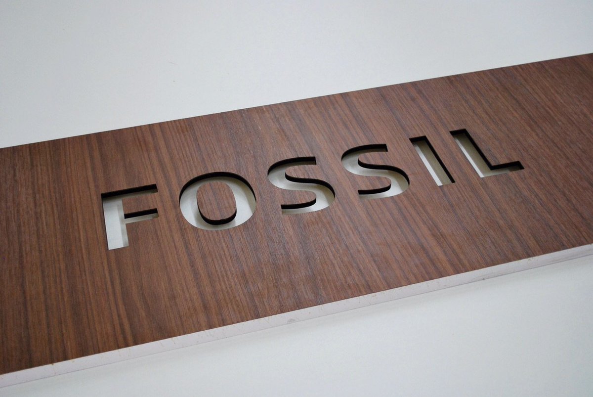 SectisDesign's tweet photo. Cutouts give a sign tremendous depth and character. @Fossil | #SectisDesign #WhereArtMeetsDesign #ICFF #Wynwood #Miami #HPMKT https://t.co/K8M7jtPxYI