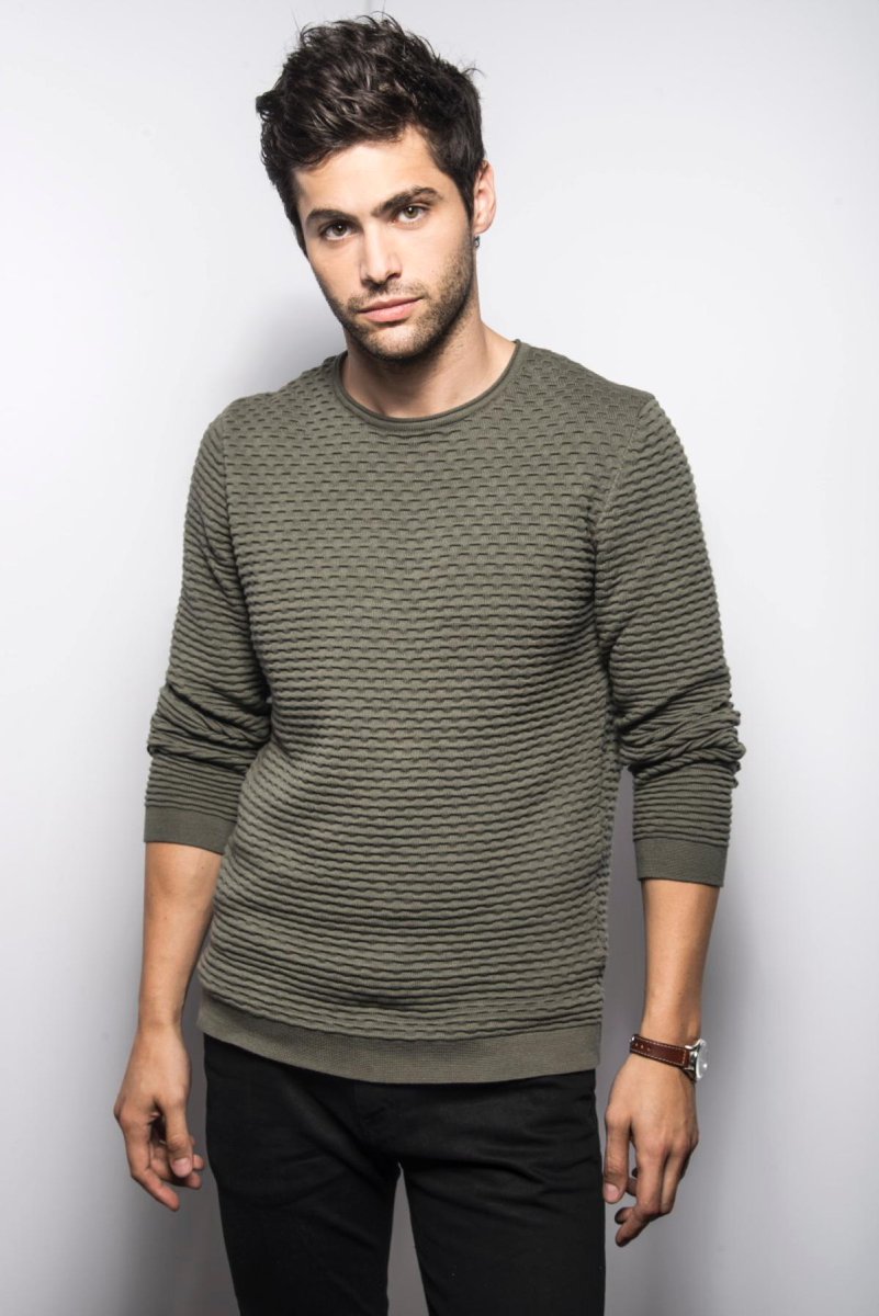 MDaddarioSpain's tweet photo. [Fotos] Portraits de Matt + cast en la NYCC: https://t.co/HOIOsoLznC https://t.co/hIDse3pETA