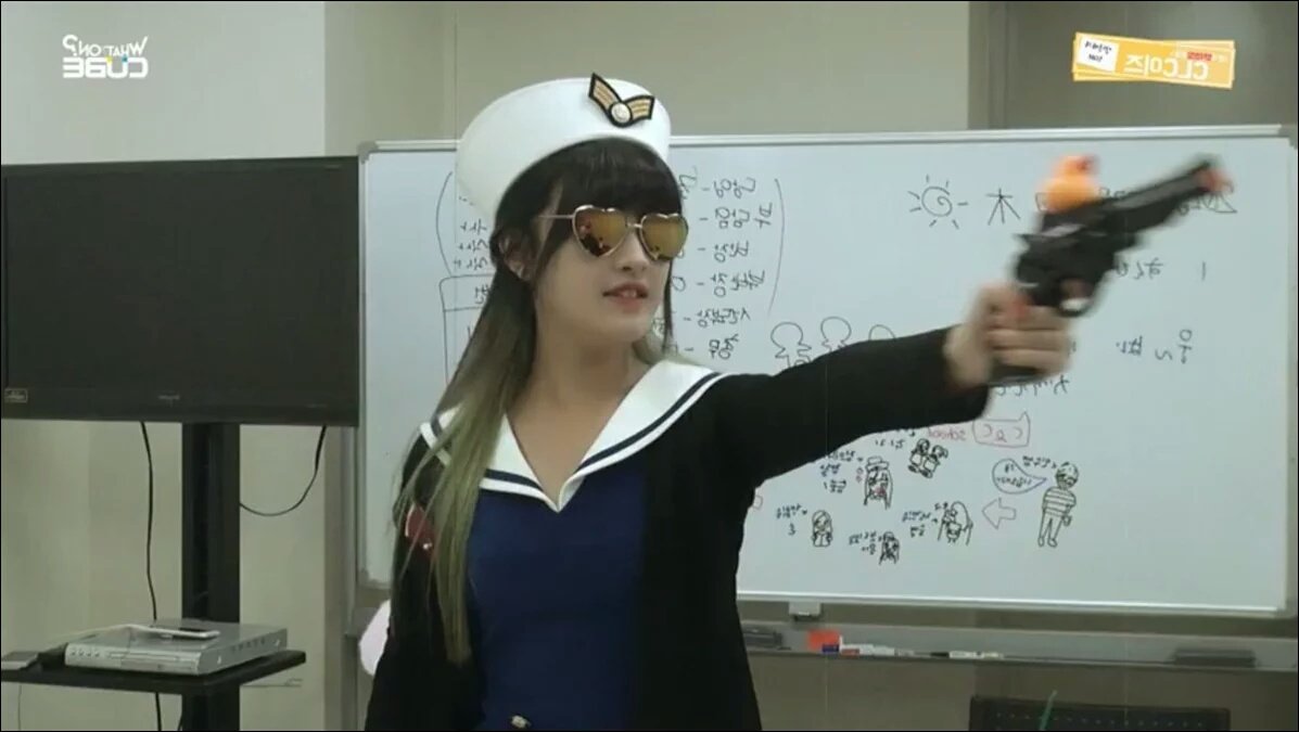 Like I said my favorite meme, she's so funny. #CLC #HappySeungheeDay