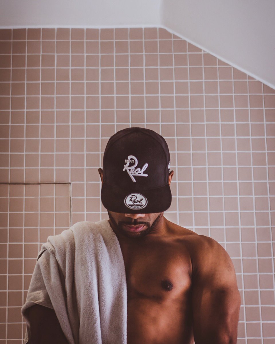 creggstrose's tweet photo. Mind, soul & body is ready all I want to hear is what's next...? I'm just keeping it real! #keepitreal #wearitlikeitis #fitness #streetwear https://t.co/ZtTCH5GTZQ