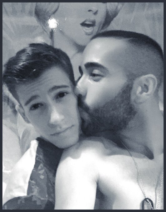Siempre ??@rafamarcoporno @alecloobxxx https://t.co/7vrXsz536W