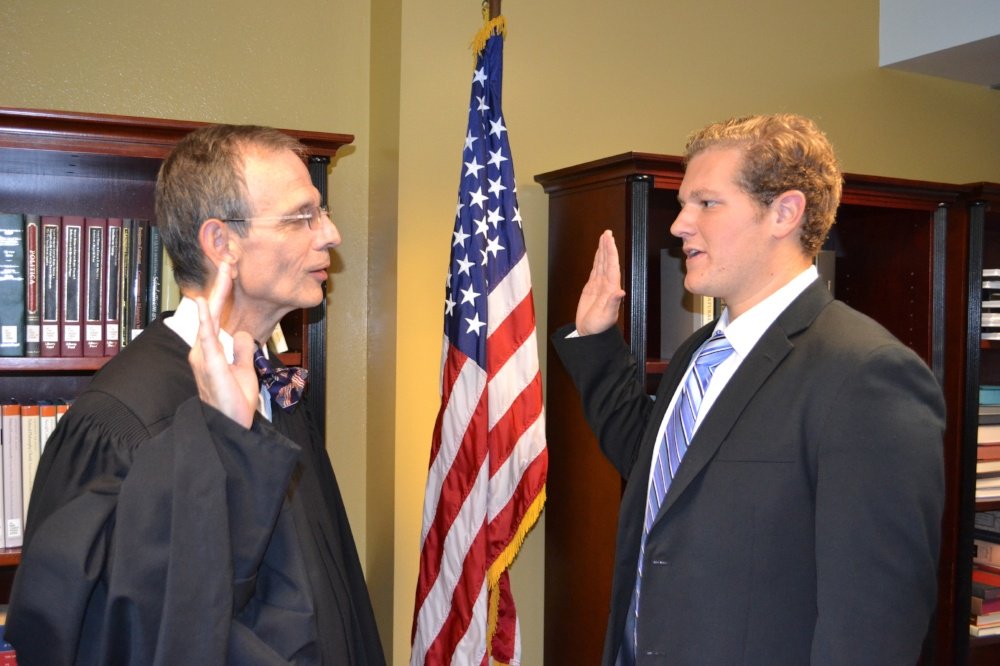 MySaintVincent's tweet photo. SVC student sworn in as judicial intern https://t.co/jwBOndABvz Congratulations Jacob Deane! #SVCSuccess #SVC #politics #criminology https://t.co/epkoBL2SAa