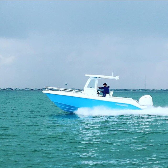EvergladesBoats's tweet photo. The 230cc looking perdy! #EvergladesBoats #mondaymotivation https://t.co/hPBS9qXKeM