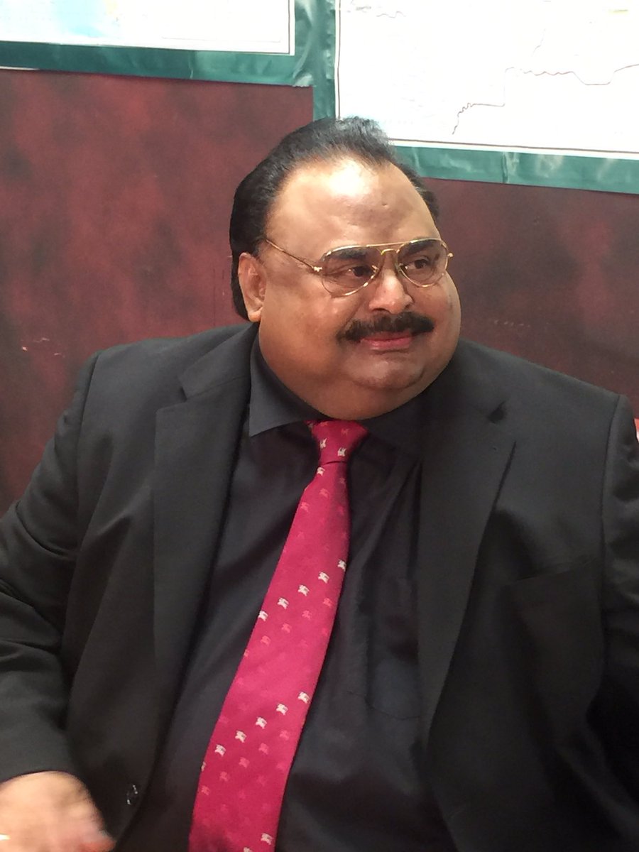 WasayJalil's tweet photo. #MQM F&amp;L #AltafHussain visit at Intl Secretariat today &amp; will deliver important message for the workers &amp; Nation https://t.co/8TFnPhDd5F
