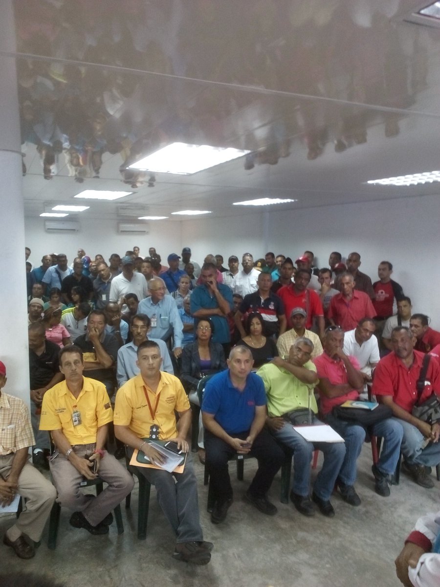 FonturAnzotegu1's tweet photo. Convocatoria Masiva y positiva acatando llamado a Registro Misión Transporte @Fontur_Oficial @mpptop https://t.co/tQ1mq6dMeh