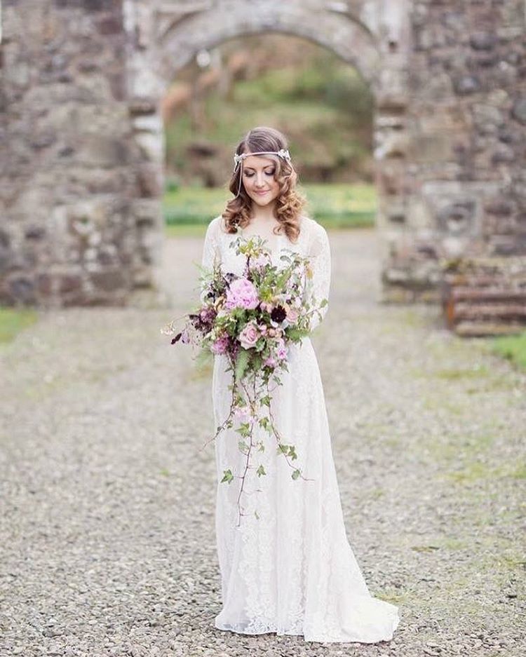 Our gorgeous bride Lisa on <a href="/lovemydress/">Love My Dress</a> today! LINK in profile! @rowallanevents @myrtleand… ift.tt/2dKdzkS