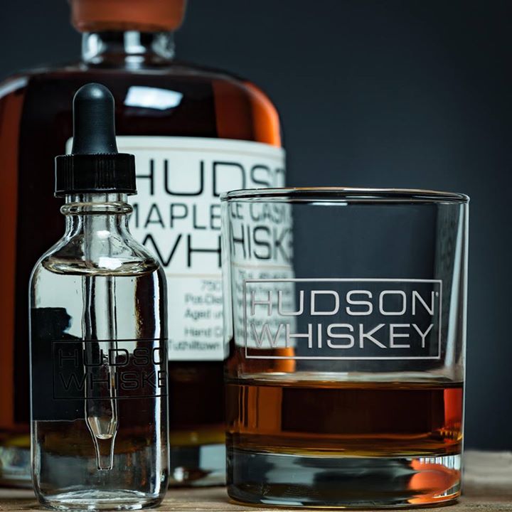 HudsonWhiskey's tweet photo. Hudson Whiskey from NY &amp; Maple Syrup from VT come together to form a sultry smooth mix of flavors: our Maple Cask Rye. #HudsonWhiskey https://t.co/yVlvmyOTmt