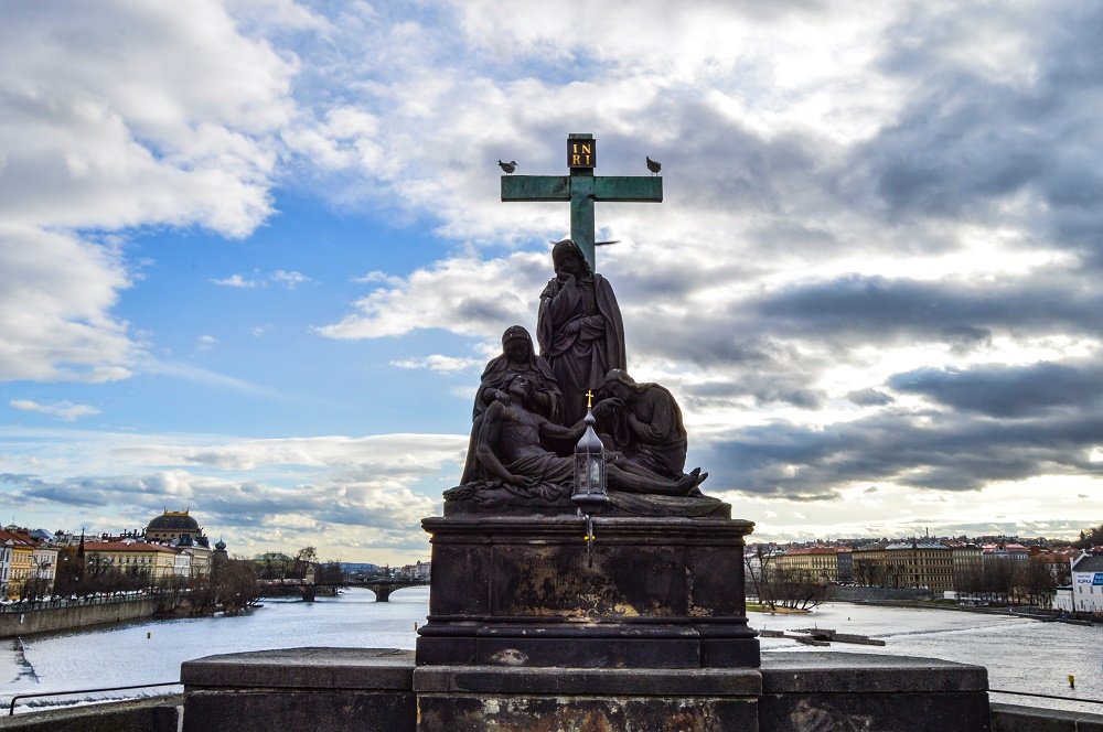 JustaPack's tweet photo. 15 Photos That Will Make You want to Move to #Prague

https://t.co/w2wDc1FYWO

#travel @lonelyplanet @pragueEU https://t.co/wJc9kwatfN