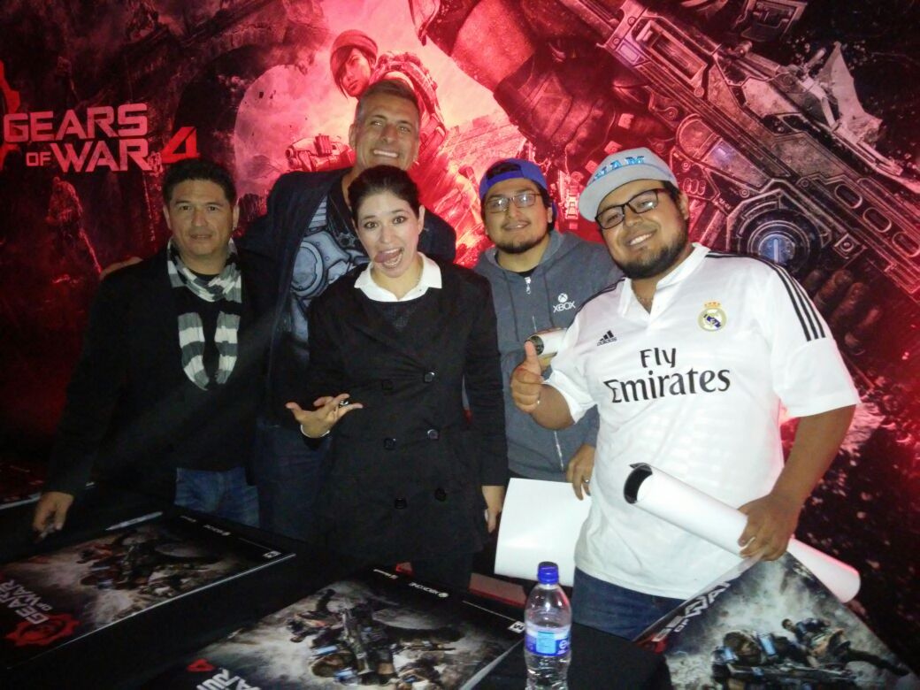 Armandinsky_'s tweet photo. @Xbox_Army valio la pena #NeverFightAlone #GearsofWar4 gracias @Xbox_Army @XboxMexico ya de cara al #XboxFest https://t.co/nTecdsEkhS