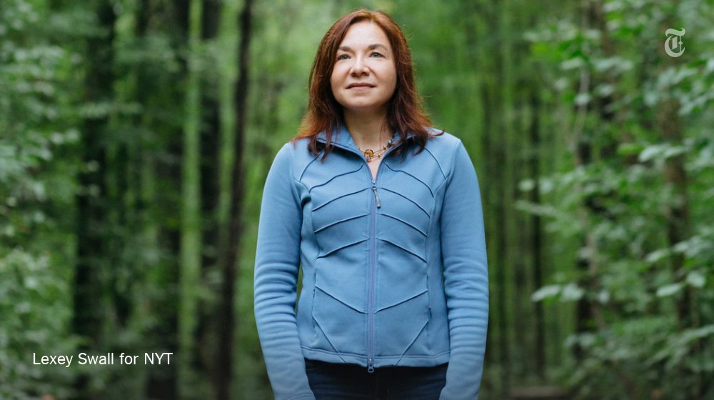 nytimes's tweet photo. Spreading the word about climate change in Texas hasn't been easy. But Katharine Hayhoe is so darned nice. https://t.co/VtlBC4Bezc https://t.co/T4i3dyGyyu