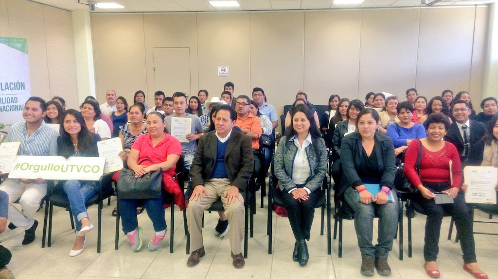 Movilidad_UTOax's tweet photo. #EmprendeTuVuelo con la @utvco. 33 estudiantes estudiaran en EUA gracias al programa #Proyecta100,000 #OrgulloUTVCO https://t.co/fECIBkZjsv