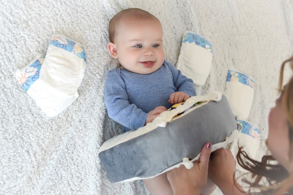 Snuggwugg's tweet photo. Are you looking for a unique #babyshower gift idea? Shop Baby &amp; Toddler Pillow - @Snuggwugg #diaperchange #babypillow #snuggwugg https://t.co/uLAQGDslba