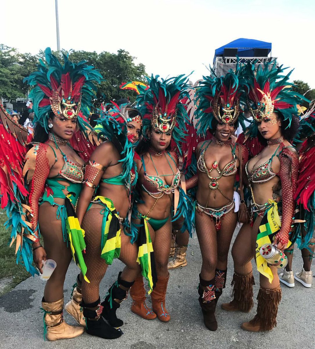 ViewsFrom876JA's tweet photo. 📍 Miami Carnival 2016 Highlights 

  #MiamiCarnival  #MiamiCarnival2016 #ViewsFrom876 #View876 https://t.co/2gjT8SxKqq