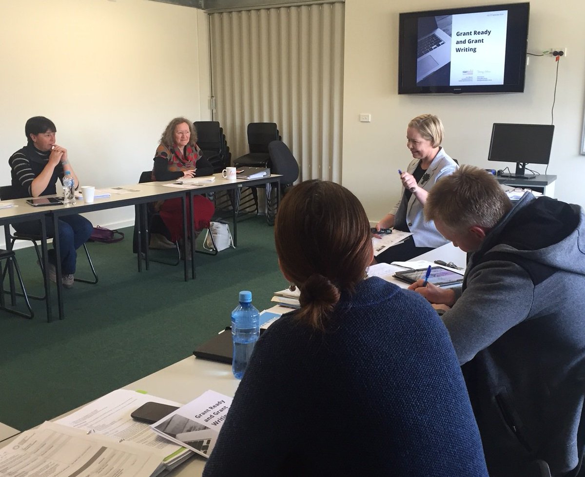 Key learnings from our Alpine social change program: j.mp/2e0qhuE with @SueGold4 #socentau