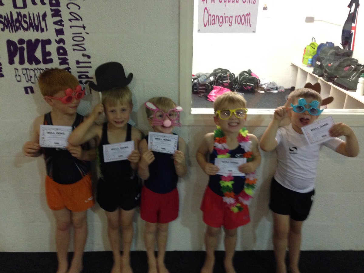 GarethAmphlett's tweet photo. Well done boys awesome session today with some fab gymnastics guys #superstuff @VGAGymnastics #greatday #awsomework https://t.co/6Uv2iHvMUE