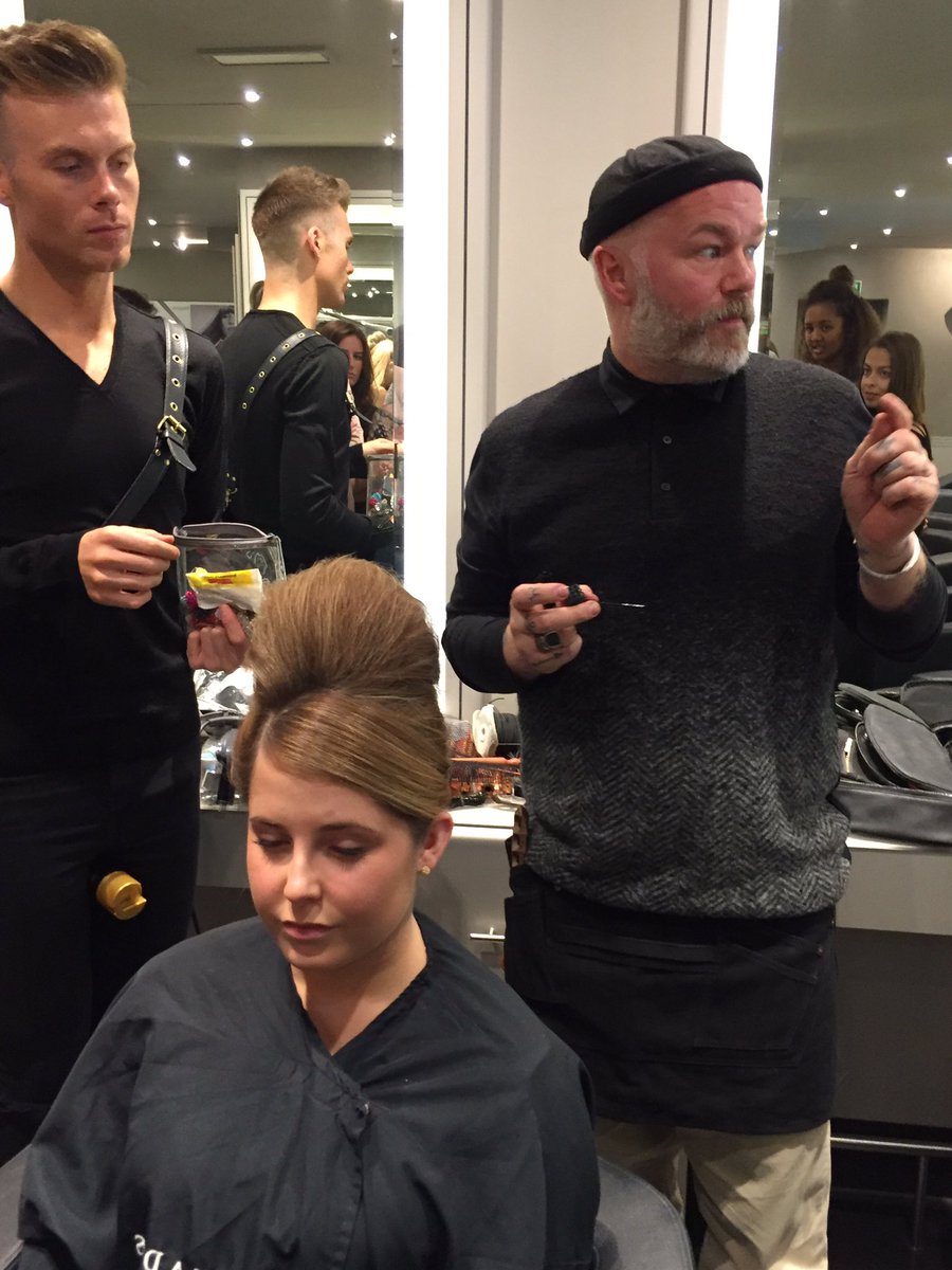 KenKennadys's tweet photo. What truly inspiration day with @adamreedhair @KennadysSalon
#teamspirit https://t.co/F9t1d1IGzt