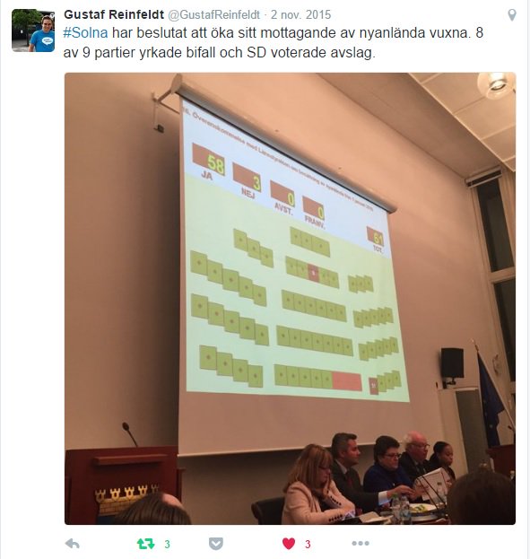 SdSolna's tweet photo. Moderaterna 2016: https://t.co/itJyOavJhf Moderaterna 2015 se bild #solnapol #solna #08pol #svpol https://t.co/vIziktFsL2