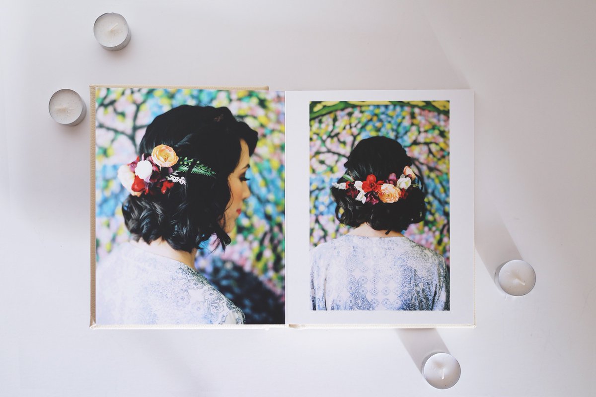 Forbeyon's tweet image. This Linear Bound Album with Cream cover material is absolutely beautiful and flawless!