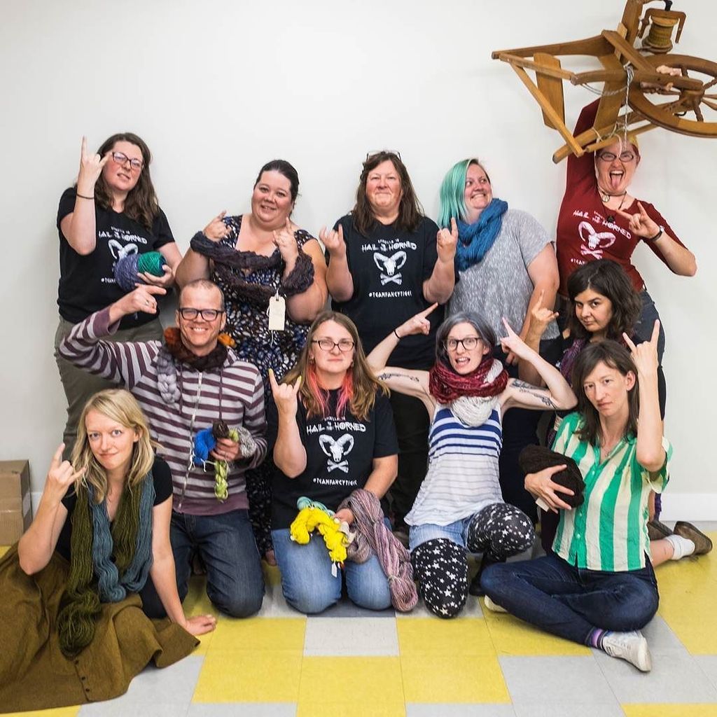 fancytigercraft's tweet image. #HailtotheHorned! We just wrapped up a week of #spinzilla2016 #spinning fun, for the 4th y… ift.tt/2drxIdo