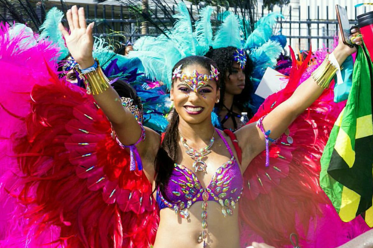 ViewsFrom876JA's tweet photo. 📍 Miami Carnival 2016 Highlights 

  #MiamiCarnival  #MiamiCarnival2016 #ViewsFrom876 #View876 https://t.co/PNrFNguK9P