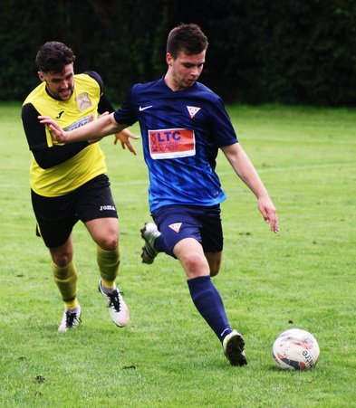 ElburtonVilla's tweet photo. @devon_fa Premier Cup 2nd Round Draw sees @ElburtonVilla face @VospersFc at Weston Mill on Saturday 5th November 2016, 2:00pm ko #swpl https://t.co/AMlfMeFetT